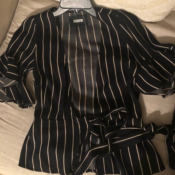 Reformation Opal Wrap Top Black striped XS EUC - Picture 5 of 6